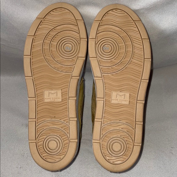NWOT MARC FISHER Tan High-Top Sneakers with White Accents.  Size 8M. - Picture 6 of 9
